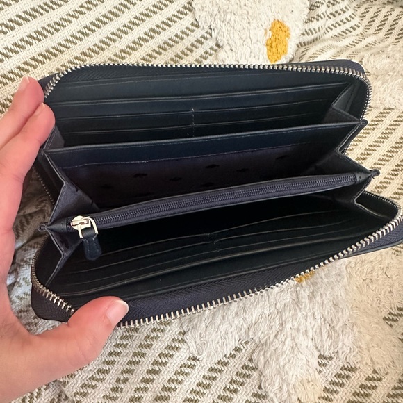 🍒EUC Kate Spade Blue Denim Wallet W/ Red Cherries🍒 - Picture 5 of 8